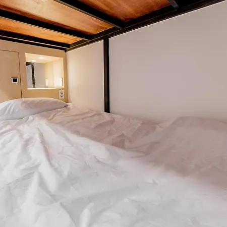 Guesthouse Dear Moon Busan Exterior photo